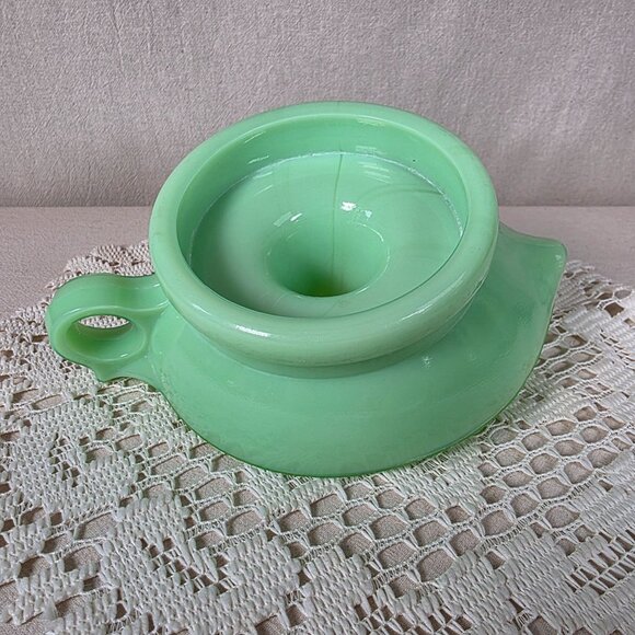 Vintage Jadeite Glass Juice Reamer With Handle & Spout - Classic Green Kitchenwa - Picture 8 of 9